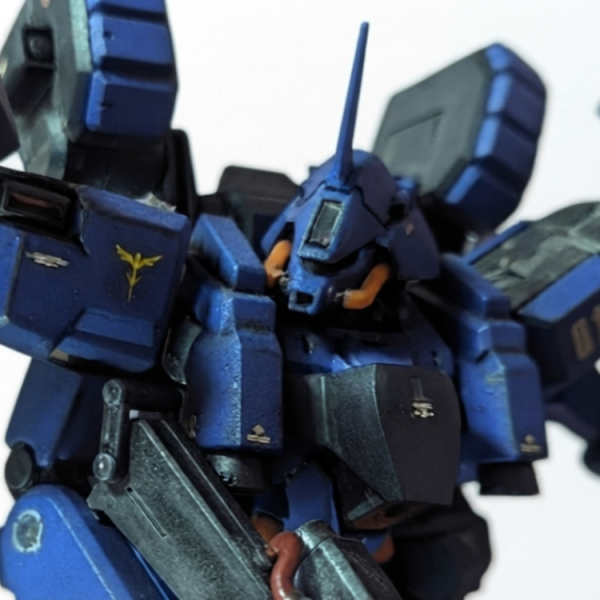 レズン・シュナイダー専用リーベンヴォルフ