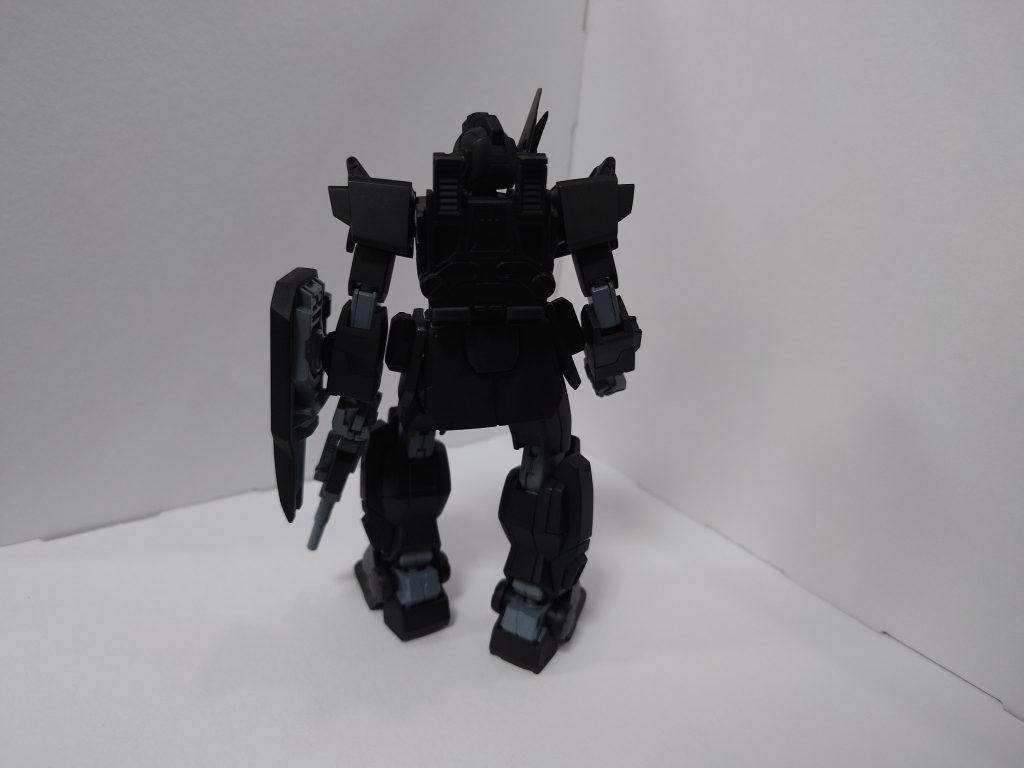 やはり、黒すぎてディテールアップしたのも見えません（泣）