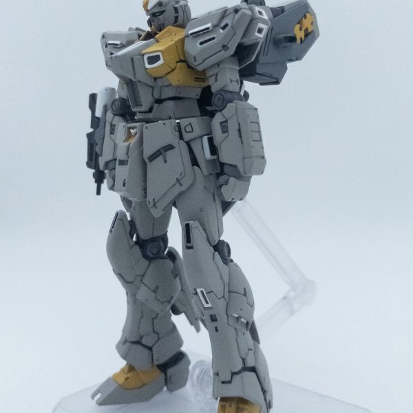 量産型ニューガンダム　ゼネラルレビル配備カラー