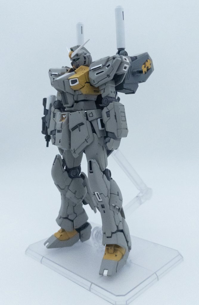 作品名：量産型ニューガンダム　ゼネラルレビル配備カラー<p>RGのダブルフィンファンネルをベースにインコム周辺はプラ板工作で。作ったら出たね量産型ニュー。</p>
