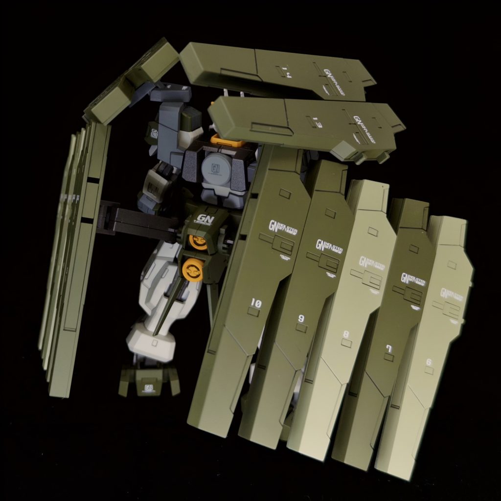 バックショット…ほとんど板で隠れますね笑デカールはほぼガンダムデカールです