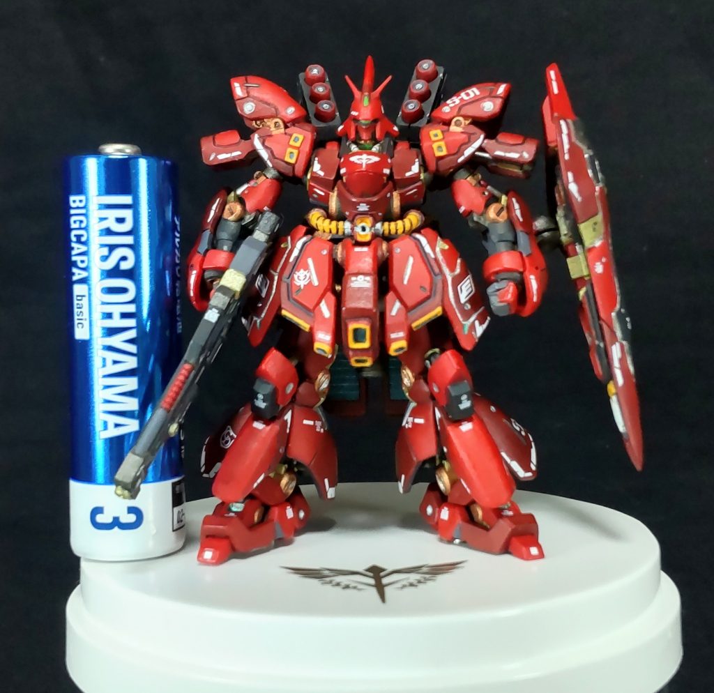 アーティファクトと言ったらコレ‼️、大きさ比較の単３乾電池と一緒に撮影😁。
