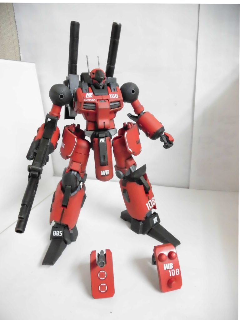 アーマー外した画像です　ＷＢのパイロットという事をアピールするためにＷＢ　108のデカールを入れました」&nbsp;
