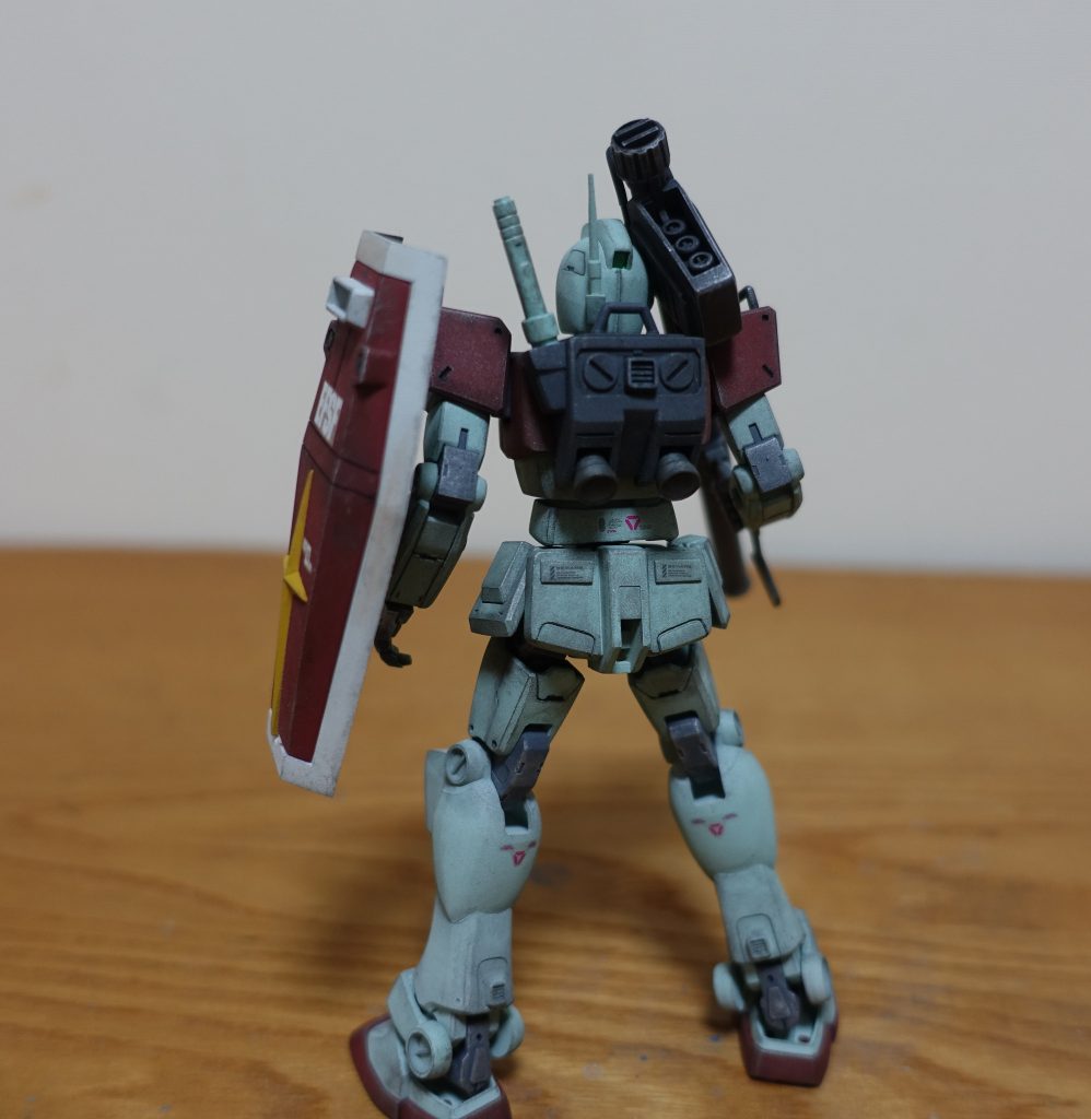 EG RX-78-2 ガンダム と HGUC ジムのハイブリッド–3枚目/制作者：KUMA563