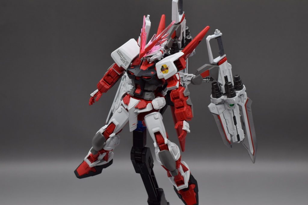 アストレイレッドドラゴン–3枚目/制作者：アンジェロのプラモデル工房