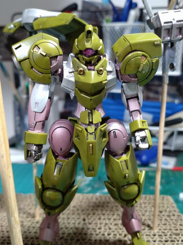ここからウェザリングで誤魔化していこうと思ったら腕ちぎれたのでここでストップ