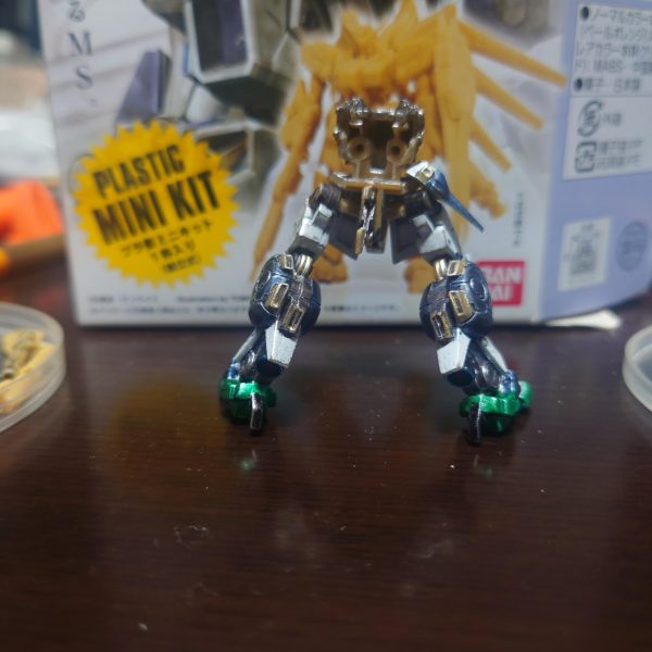 つま先、4本目の爪？はナイチン脚フレームを分割シェルフノズルHi-ν、ナイチンのプロペラントタンク、ナイチン腕装甲、百式、シルヴァバレト肩、百式サイドスカート、パラスアテネサイドスカートスネシルヴァバレト足、パラスアテネスネ、ナイチン胸部中の人の股関節延長、膝の可動、シリンダー追加（6枚目）