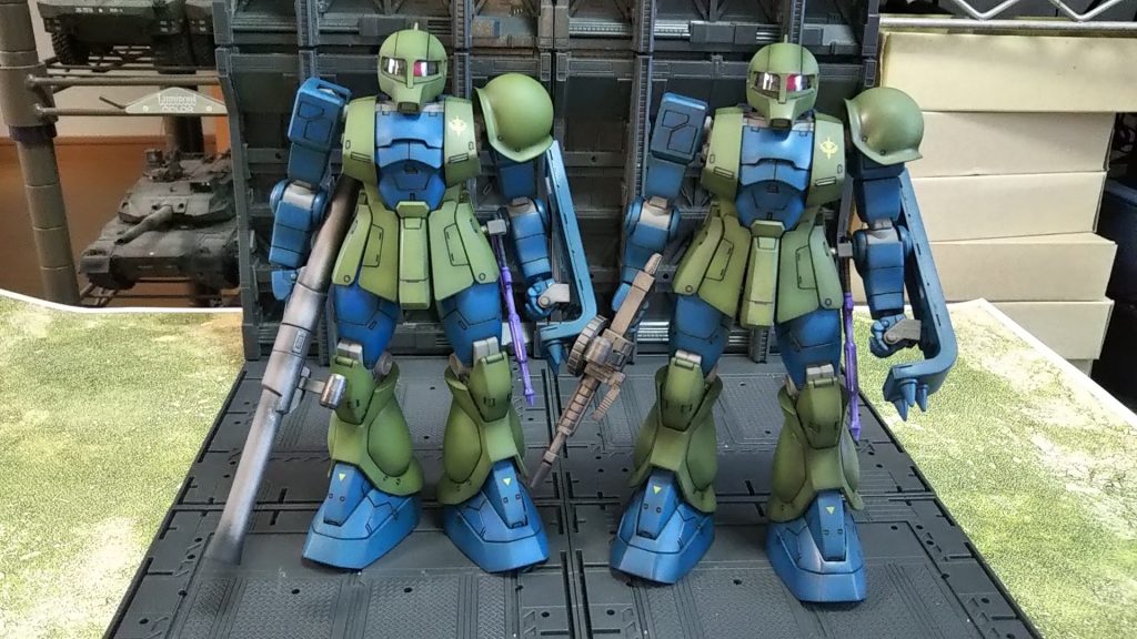 旧ザク2機揃い踏み💦