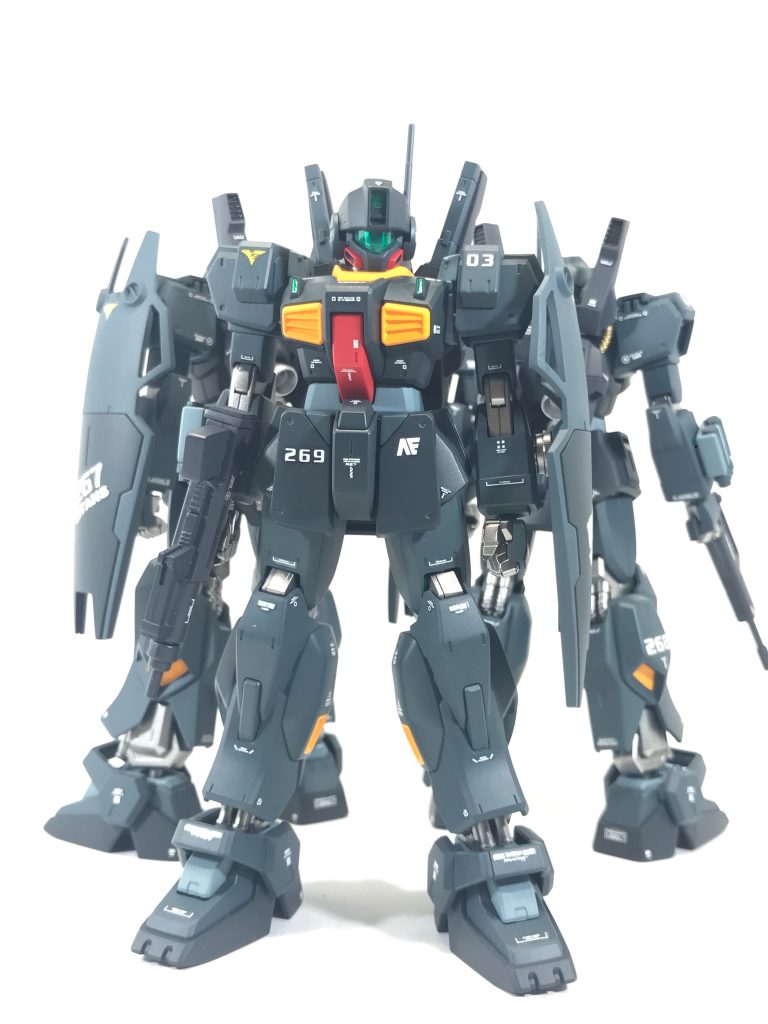 僚機その2（機体No.269）武装はブルパップマシンガンです。