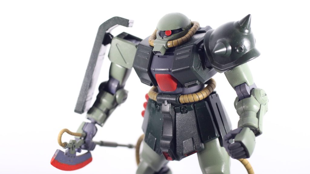 使用した塗料は・水性ホビーカラー半光沢 明灰白色(２) AQUEOUS HOBBY COLOR光沢 ダークグリーン AQUEOUS HOBBY COLOR半光沢 ダークシーグレーBS381C/638 AQUEOUS HOBBY COLOR半光沢 ファントムグレー GUNDAM COLOR・アクリジョン蛍光レッド光沢 モンザレッド光沢 ホワイト(白)光沢 シャインレッド(朱色)・CITADEL COLOURHOBGROT HIDE™・エナメルXF-63 ジャーマングレーXF-2 フラットホワイトです。ややこしい。