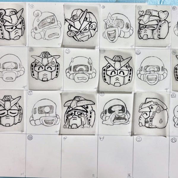 閲覧ありがとうございます。＾＾プラ板 を ヤスり 忘れてた為水性ペンが消える！😅のでダイソーのタングステン ケガキ針で キズ を 入れました 。&nbsp;（筋彫りはしたくないです）&nbsp;次は ガンダムくん のお顔…当時 の アニメーターが 描く のを&nbsp;嫌がってた のを&nbsp;思い出しました。笑&nbsp;続きます。😇（3枚目）