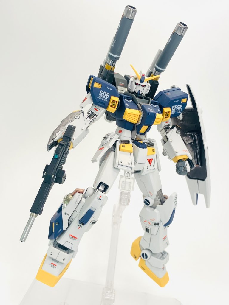 イエローが象徴的なガンダム、今回も各所にメタリックマーカーで超合金チックに仕上げます🥳