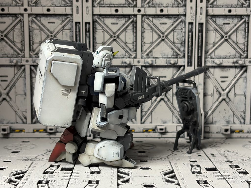 HGUC陸戦型ガンダム–4枚目/制作者：アムロ ナミエ