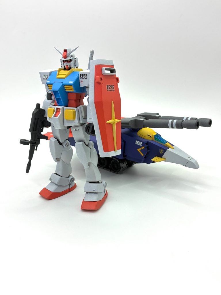付属のガンダムもアニメ調に仕上げました。