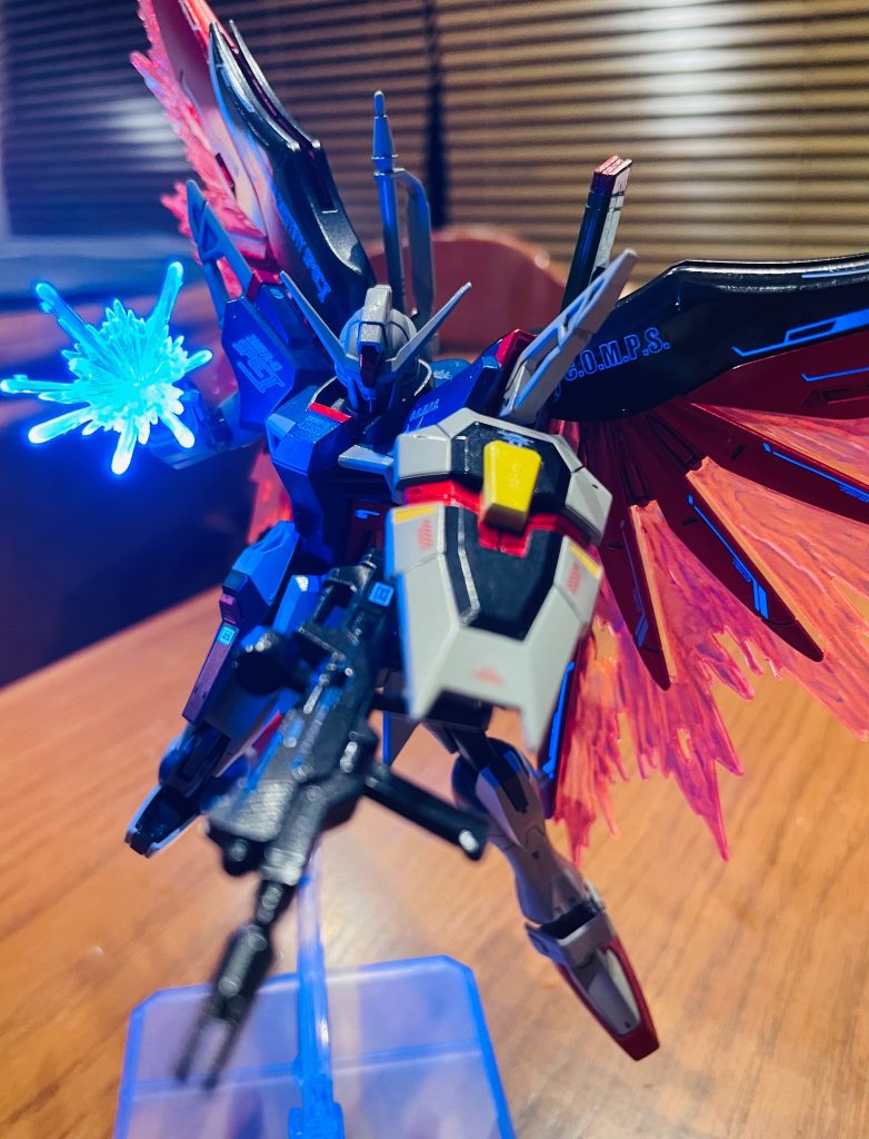 アクションポーズ！パルマフィオキーナ🖐️