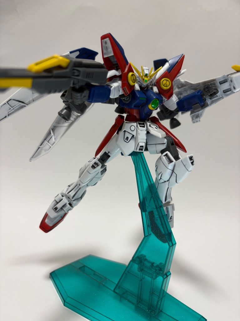ウイングといえばツインバスターライフルですよね。(iori_sei)ちゃっかりシード撃ちっぽくポージングしてみました。少しさっきのとカラーが違うのは、写真を撮る時の設定を弄っているせいです。あなたのお使いのデバイスは正常です。(gandam1)