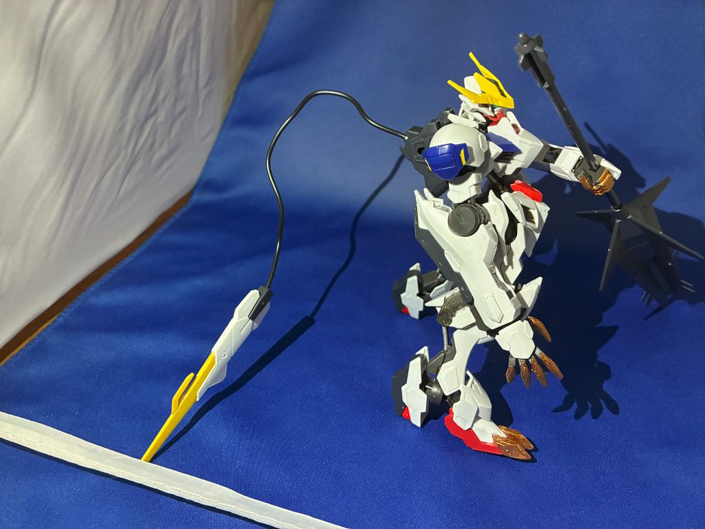 テールブレード展開状態。バランス取るの難しすぎる
