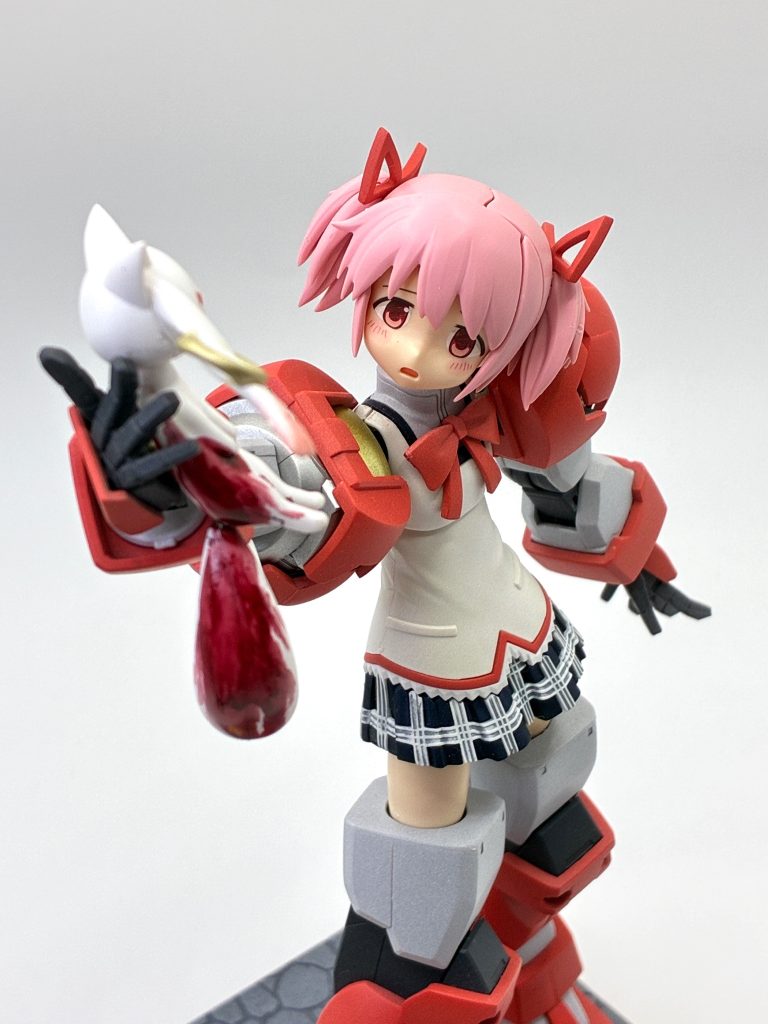 ボディよ。ボディとヘッドをよこしなさい。