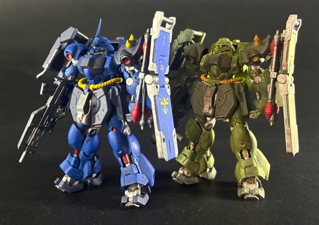 一般機と並べて。一般機の方はファレホウォッシュのライトラスト。レズン機はライトグレーでウォッシングしてみました。