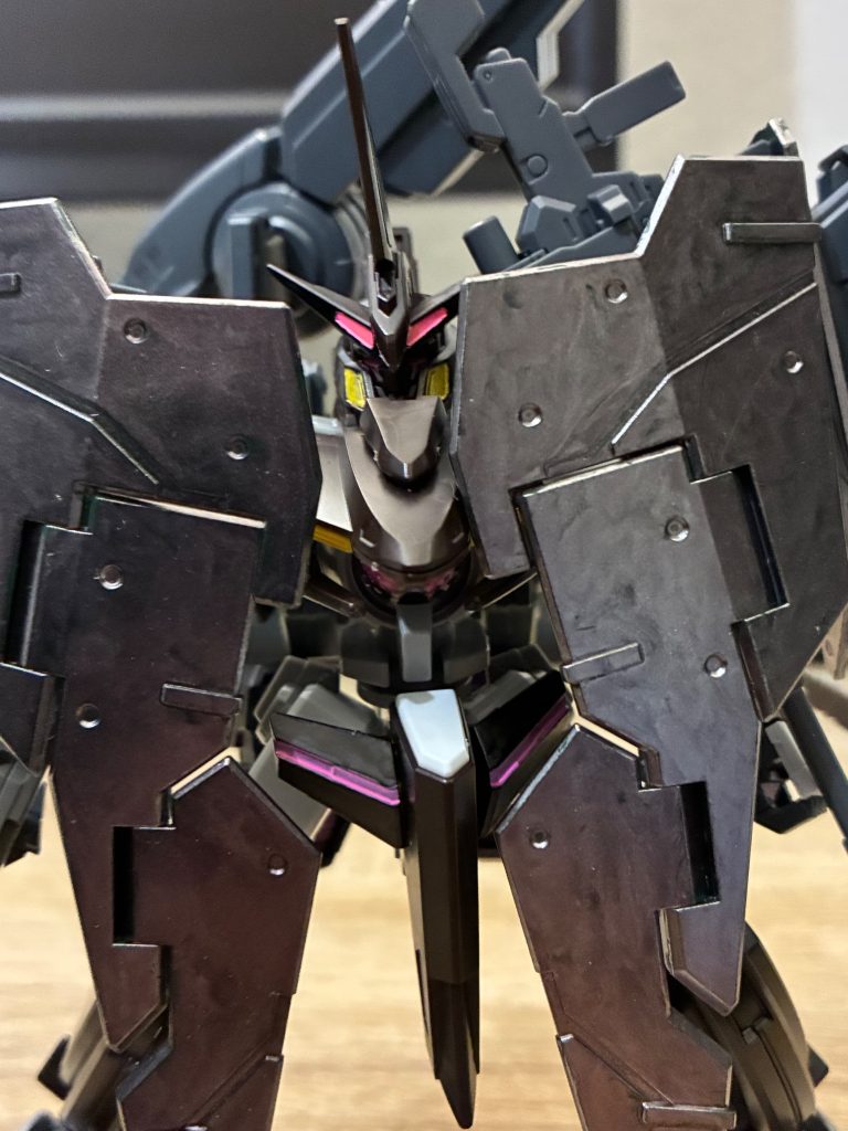 ガンダム アズリュア–2枚目/制作者：ふちつぬねて
