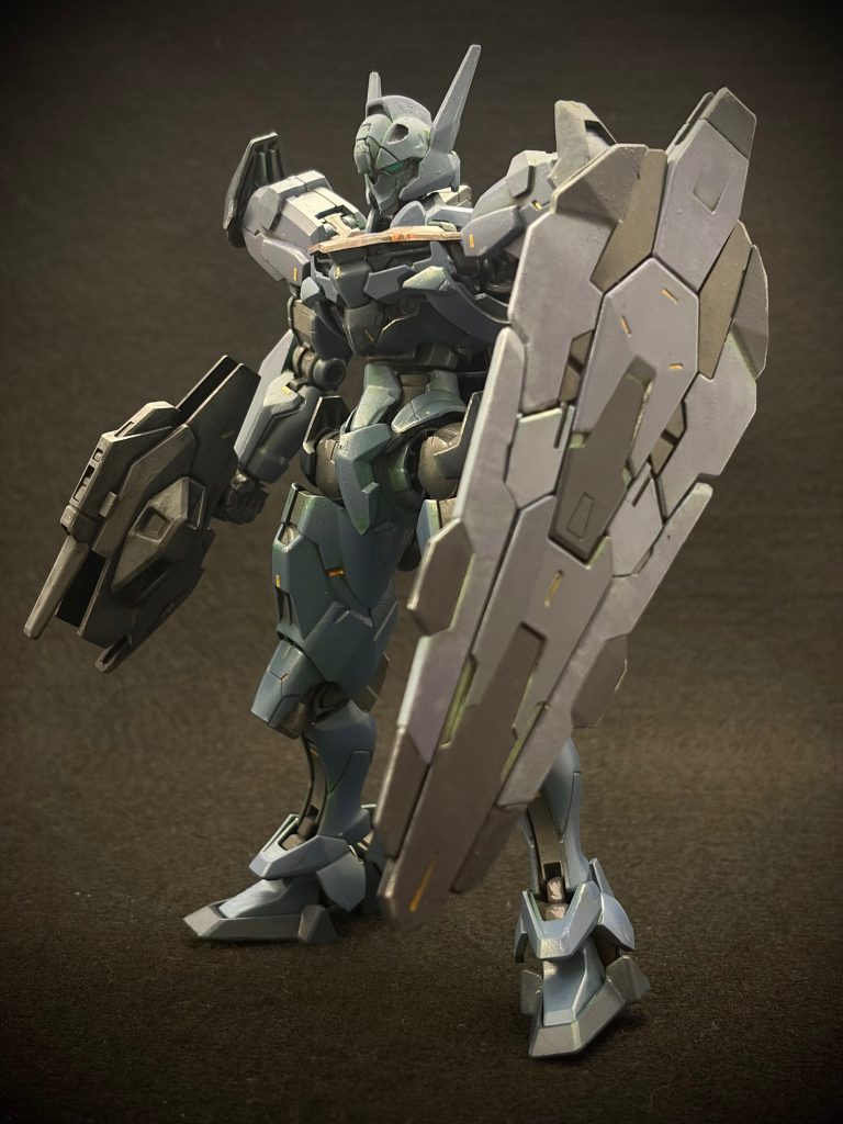 ガンダムルブリス 〜間違えて渋めの仕上がりに–2枚目/制作者：とうと (Touto) | 2年目食卓モデラー＠スポンジ塗装