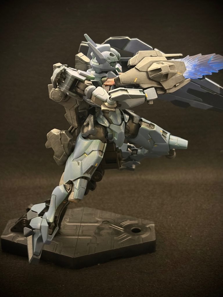 ガンダムルブリス 〜間違えて渋めの仕上がりに–5枚目/制作者：とうと (Touto) | 2年目食卓モデラー＠スポンジ塗装