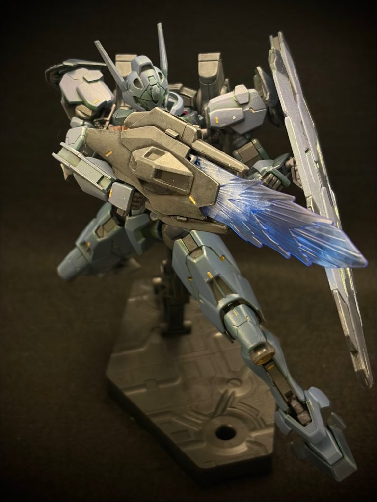 ガンダムルブリス 〜間違えて渋めの仕上がりに–4枚目/制作者：とうと (Touto) | 2年目食卓モデラー＠スポンジ塗装