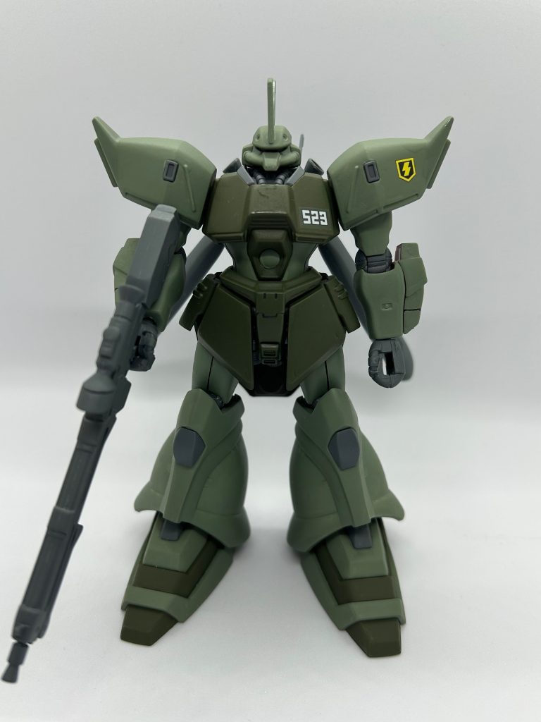全体像塗装はアクリジョンのグリーン系で仕上げました。