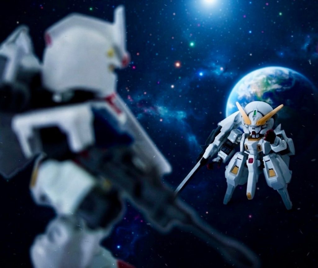 オマケのショット。ハンニバルの高機動型ガンダムvsモンキー🐒のウーンドウォート模擬戦。モ「大佐、部下だからって遠慮はいらないぜ。どっからでもかかってきな」