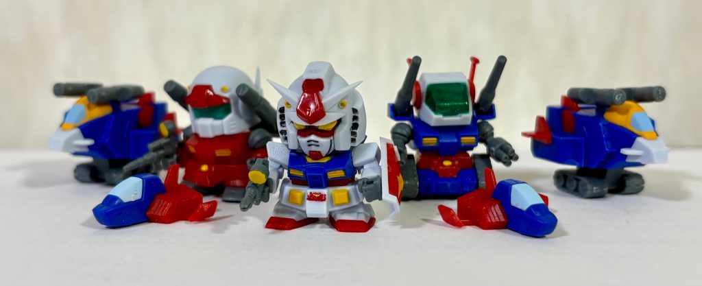 全5種類揃い踏み。アソートは以下の通り。・ガンダムx1&nbsp;・ガンキャノンx3&nbsp;・ガンタンクx3&nbsp;・Gファイターx2&nbsp;・コアファイター、武器セットx1&nbsp;10個セット中、ガンキャノンとガンタンクが大半を占めていた(gundam-kao6)