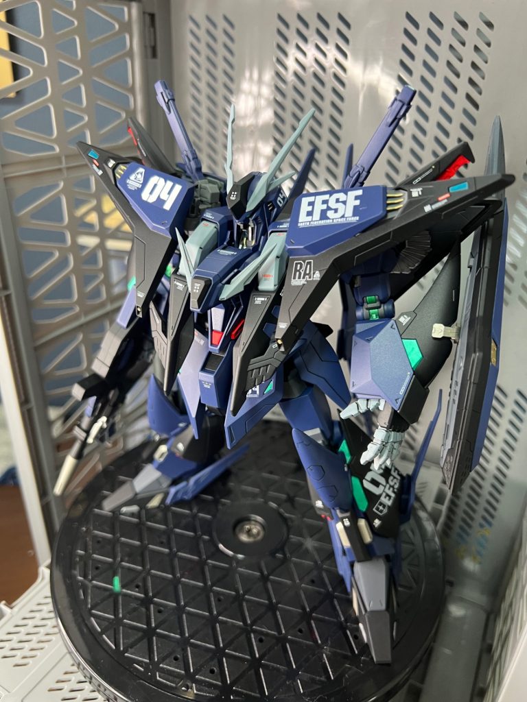 クスィーガンダム弐号機  ロンドベル治安維持遊撃部隊–3枚目/制作者：真樹京介