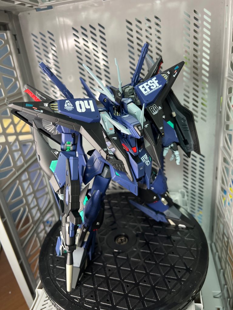 クスィーガンダム弐号機  ロンドベル治安維持遊撃部隊–4枚目/制作者：真樹京介