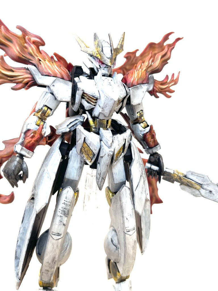 以下妄想設定です😆ガンダム・プルガトリウス勝利や撃破を目的とするのではなく、暴走したガンプラや制御不能となったAI機体を停止させるために制作された決戦機。戦場に現れる頃には戦闘はほぼ終結しており、残った敵をだけを静かに葬ることから『最期の執行者』と呼ばれている。&nbsp;