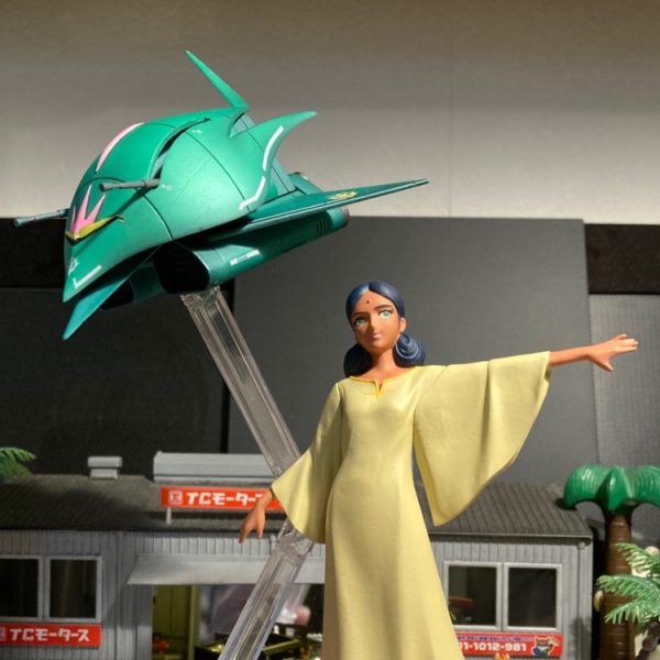 ララァスン専用モビルアーマー