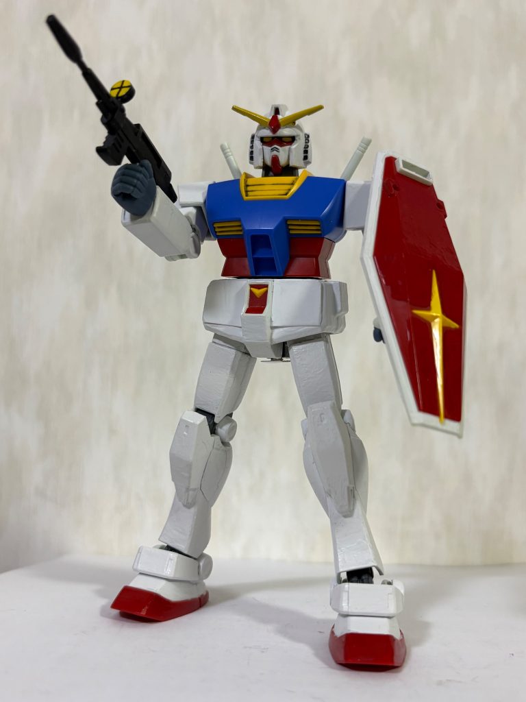 ガンダムにも換装可能。