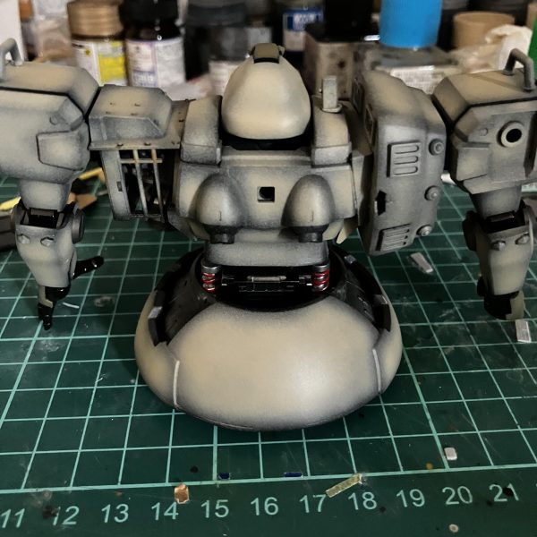 皆様こんにちは😃とりあえずドムの部分が形になりました。ベースが戦車なので、武装特盛にしたいと思いましたが、キャノン　バズ×2 &nbsp;マシンガン　と近接武器かなと🤨　ちょっとシンプルめにいけたらと思っております。やっとタンク部分に取り掛かります。暇があればまた、見に来てください！よろしくお願いします。（3枚目）