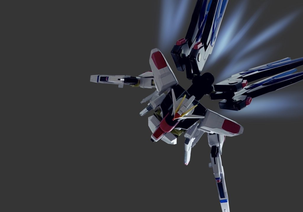 【GIFアニメーション】ストライクフリーダムガンダム 光の翼–6枚目/制作者：m_a.r.t_n
