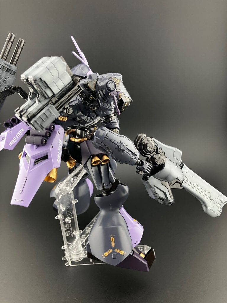 他社製のミサイルユニット&レーザーライフルです