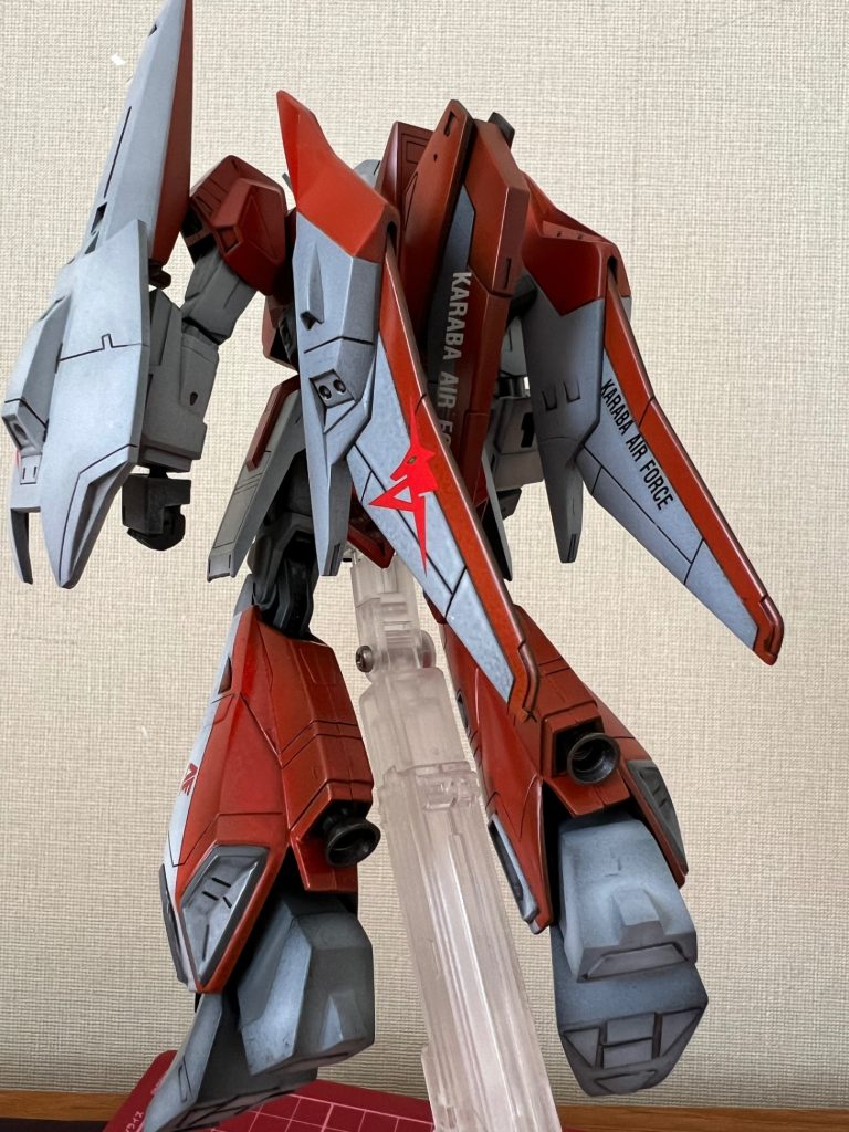 後ろから。