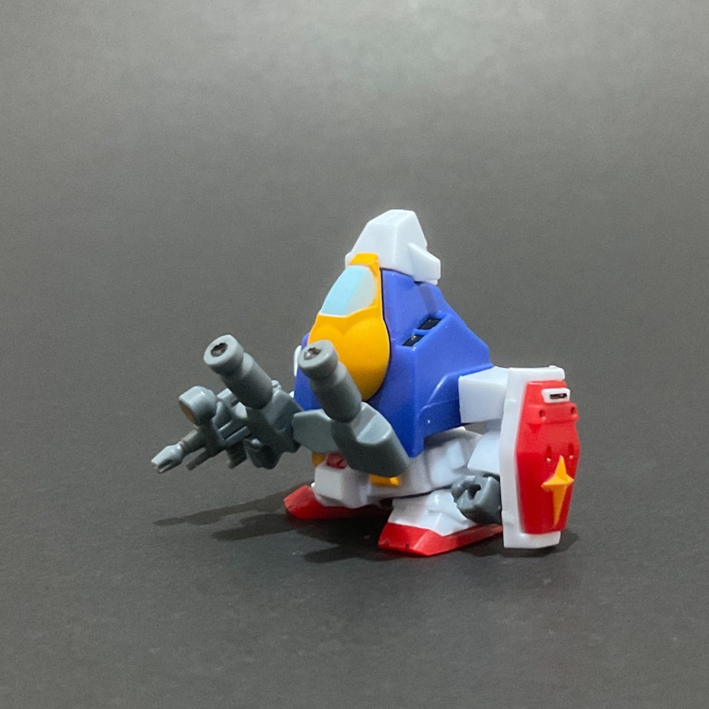 　幻の形態、ガンダム重機動型モードのガンダム・グランド。　頭なんて飾りです！（こんな設定はありません）
