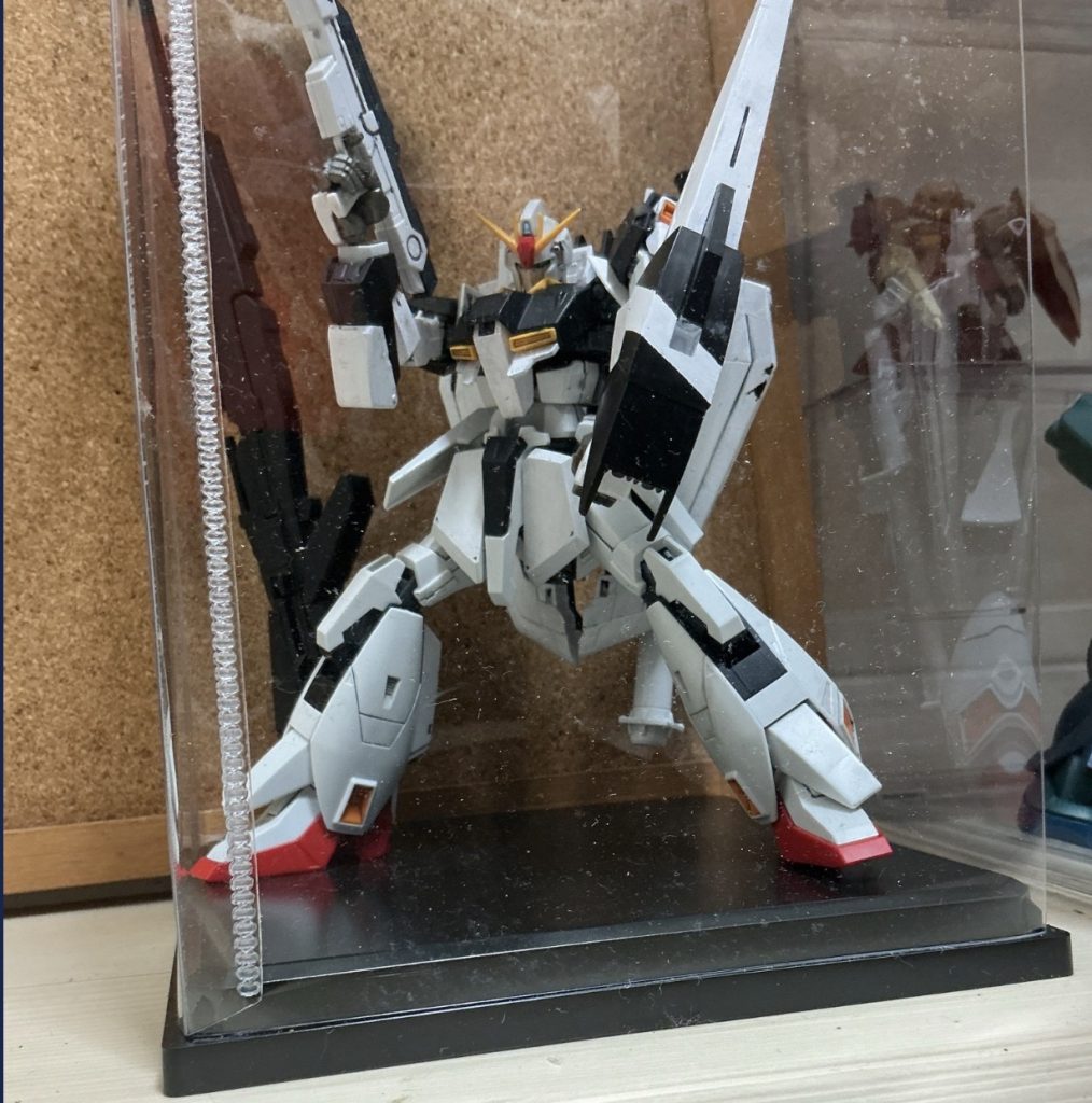 作品名：最近忙しすぎる<p>最近受験関係で忙しすぎてガンプラ作る時間が短くて禁断症状が出そうですw明日は模試で、今日は学校見学会でした 最近暑いしねー🥵 積みプラ投稿もしなくちゃ！</p>
