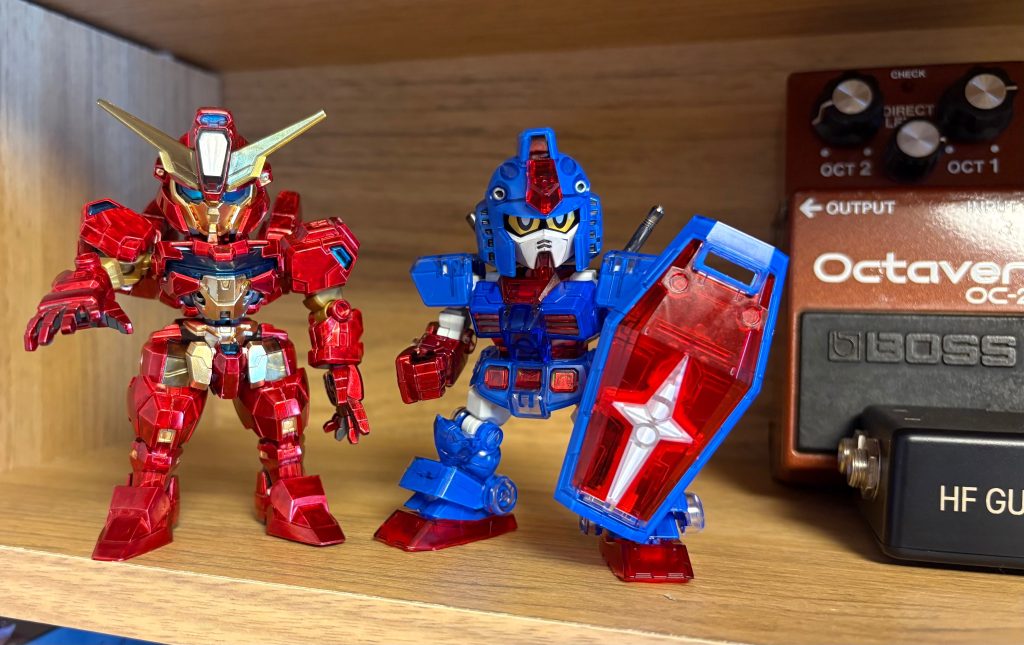 “Avengers…assemble!”(今は2人だけですけどw)次はMGSDバルバトスをハルクにしたいけど、見つからないし、ブックオフにあっても高い。とりあえずHGグシオンでもいいかも。