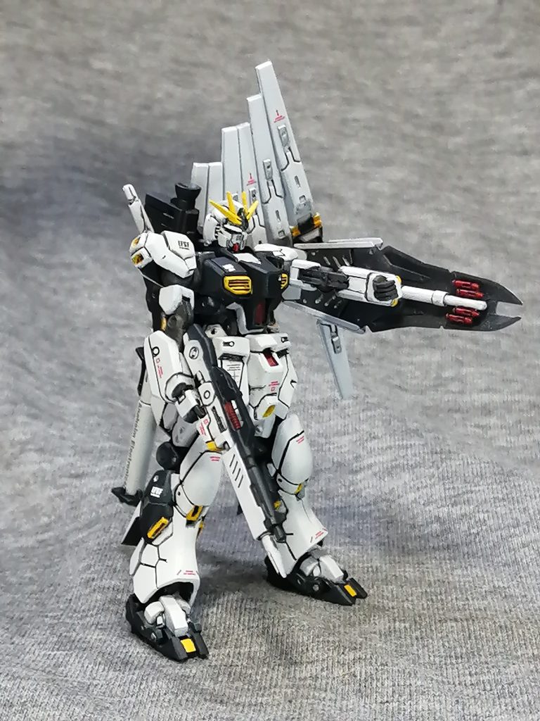 ガンダムアーティファクト　νガンダム–6枚目/制作者：LUCIOLE