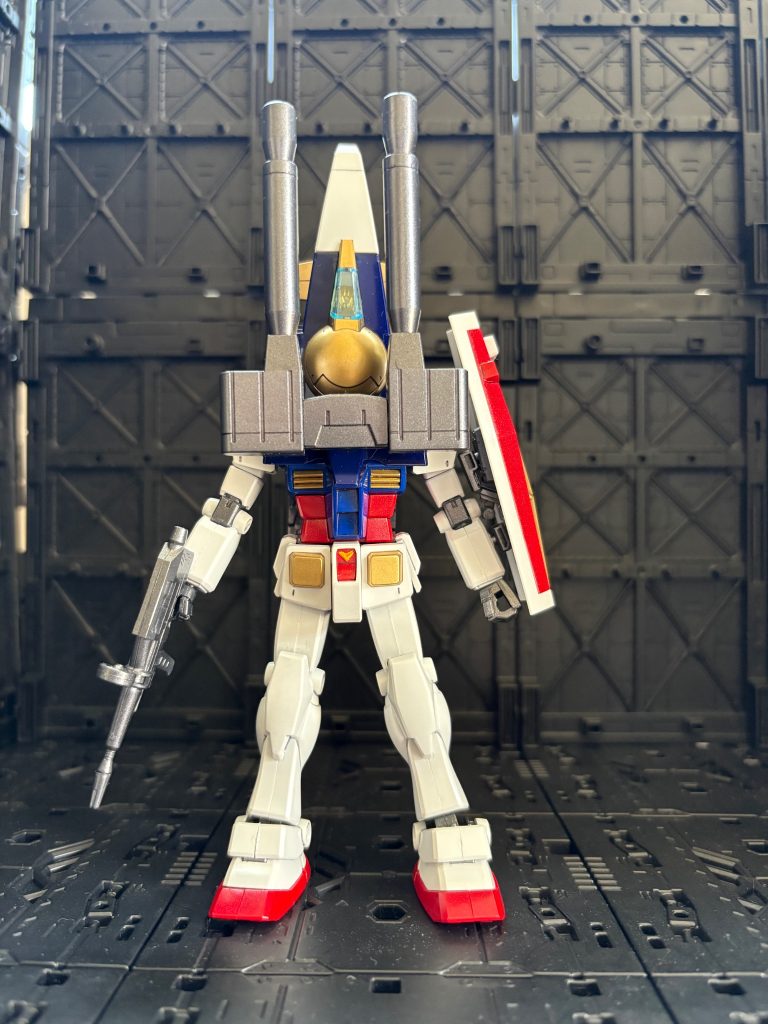 GメカAパーツとガンダムの組み合わせ。正面、このモードだとGメカAパーツのパイロットは上向きのまま😱メガ粒子砲の射撃角度は？🤔