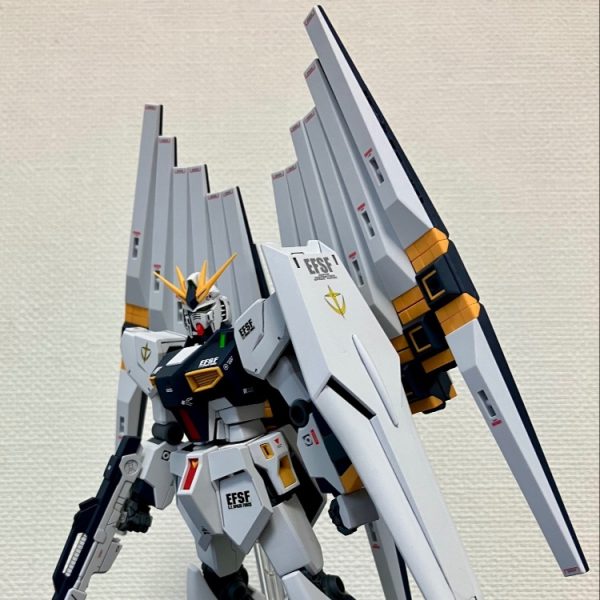 νガンダム　ダブル・フィン・ファンネル装備型