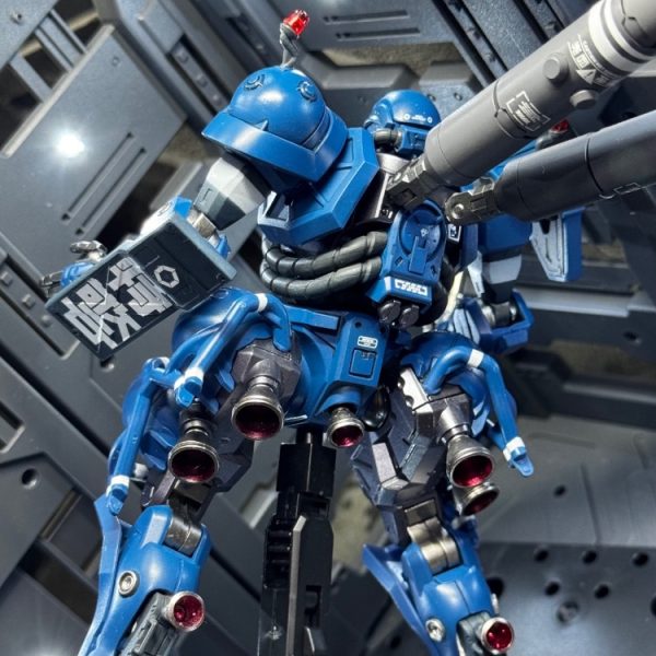 軍警ザク特務機体
