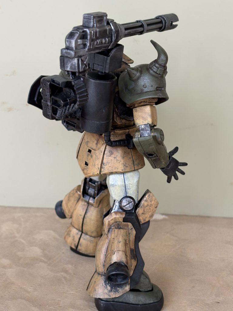 グフ戦術強攻型　現地改修砂漠戦仕様–4枚目/制作者：ダレヤ？ローガンツ