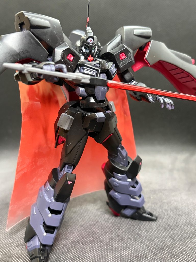 主武装のソード。これと足技を駆使して戦場を蹂躙する的な。