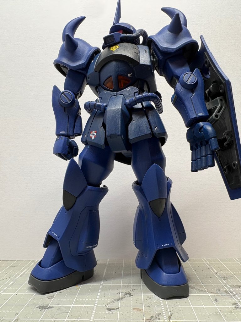 煽りショット。マットバーニッシュでコートしてるつもりでも太ももが禿げちゃう。みなさんこれどうしてるんだろうか。トップコートはスプレー使える環境じゃないので辛いのです。