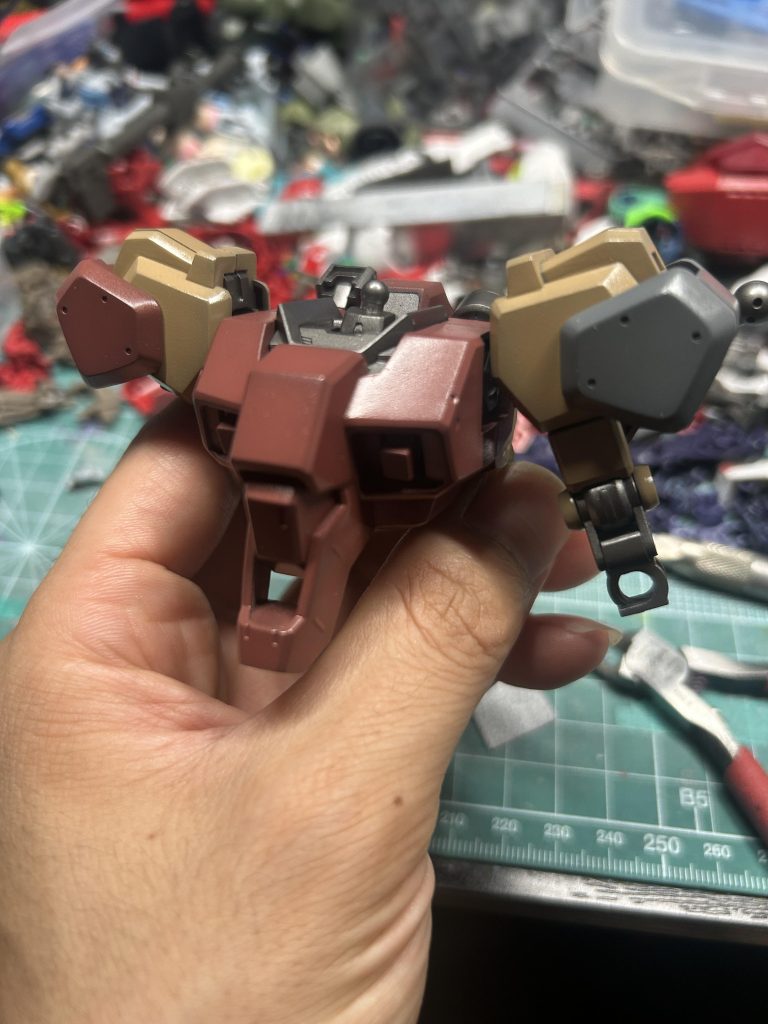 作品名：メッサー()進めてます。<p>メッサーと間違えて買ってきたグスタフカールの進捗。あなたはメッサーになるのよ。</p>
